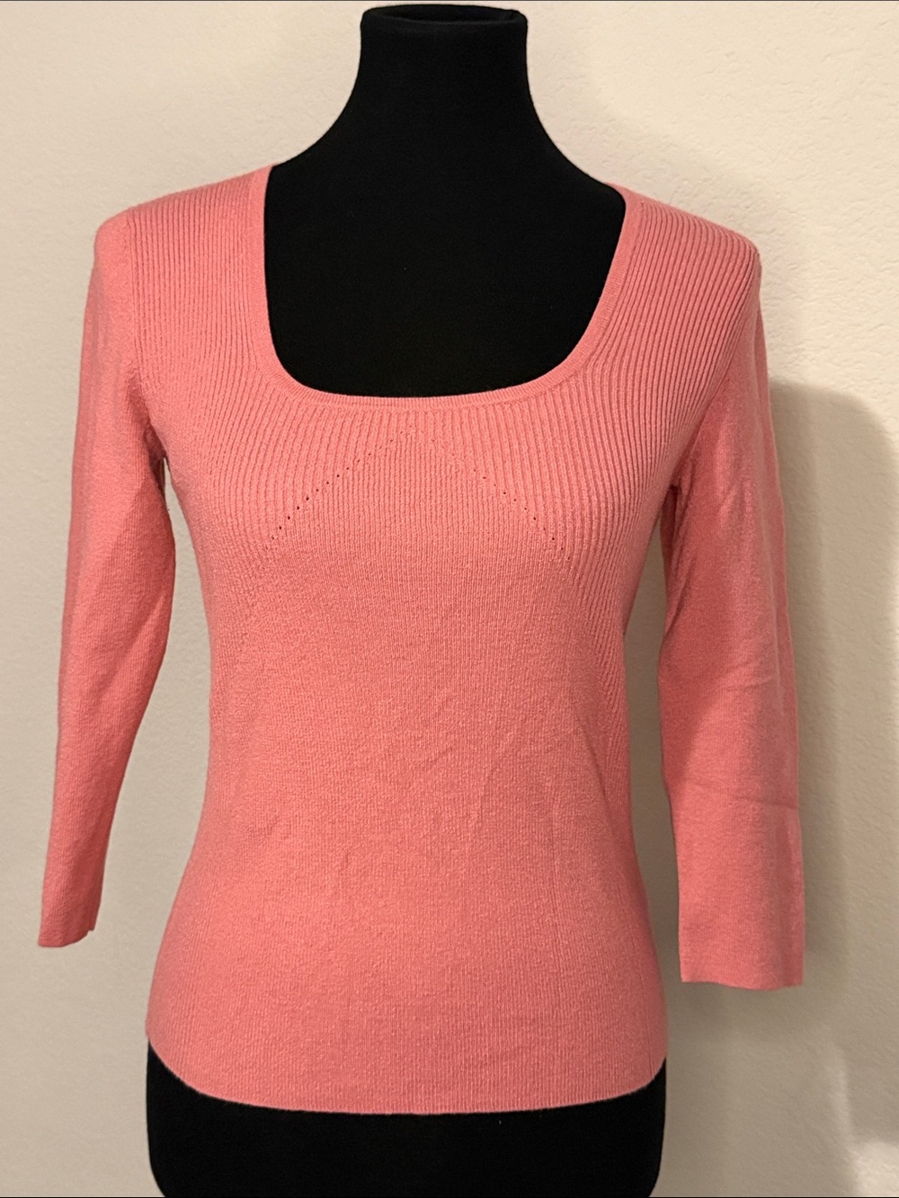 New York & Company Rosy Pink Scoop Neck Ribbed Women's Sweater